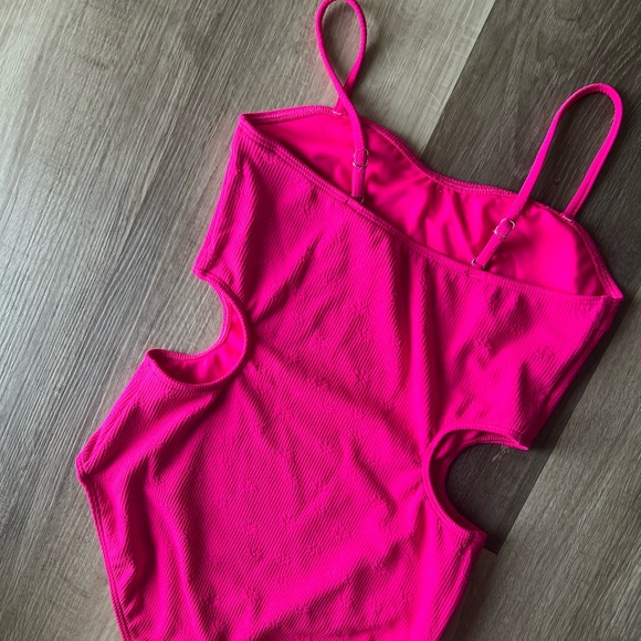 Abercrombie Kids One Piece Swimsuit Cut outs Hot Pink Ribbed Floral size 11/12 - Picture 9 of 9